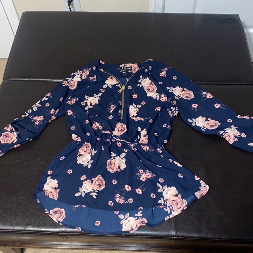 Floral top